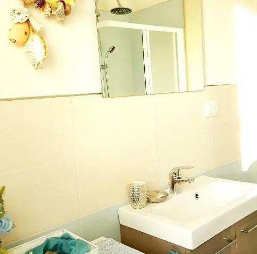 Casa Marina, In Pieno Centro A Pochi Passi Dal Mare E Con Aria Condizionata! Apartamento Diano Marina